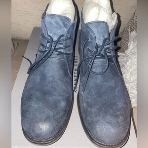 Kenneth Cole Reaction chukka style boats size 10.5